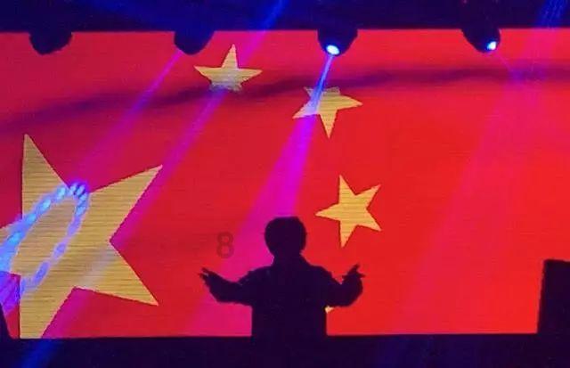 解救金刚鹦鹉
